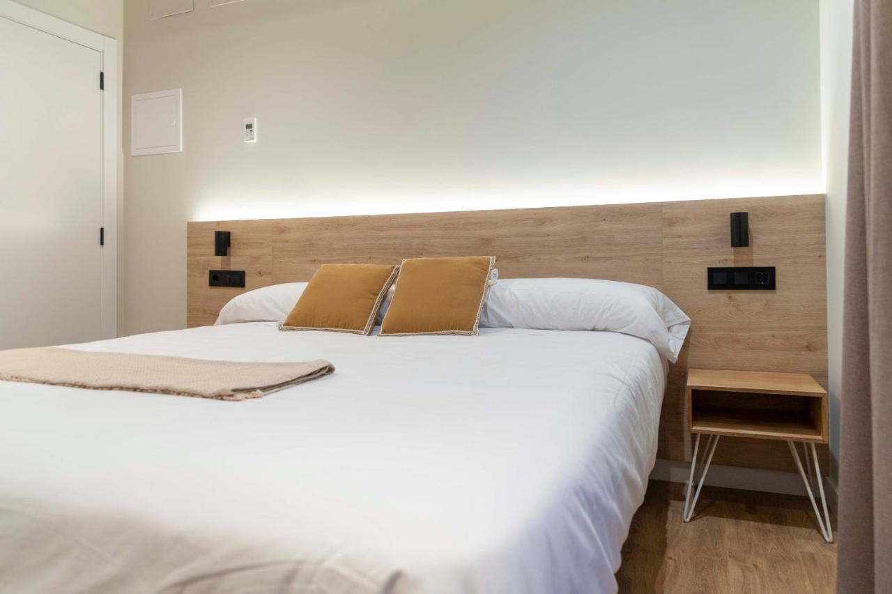 Albatros Hotell Puentedeume Eksteriør bilde
