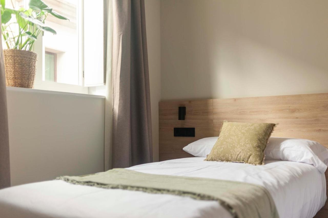 Albatros Hotell Puentedeume Eksteriør bilde