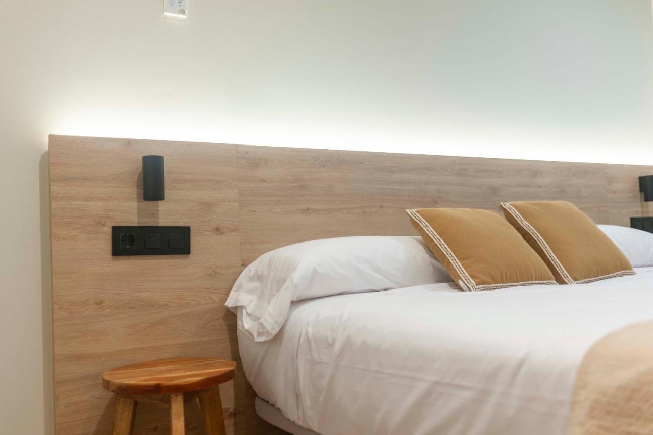 Albatros Hotell Puentedeume Eksteriør bilde
